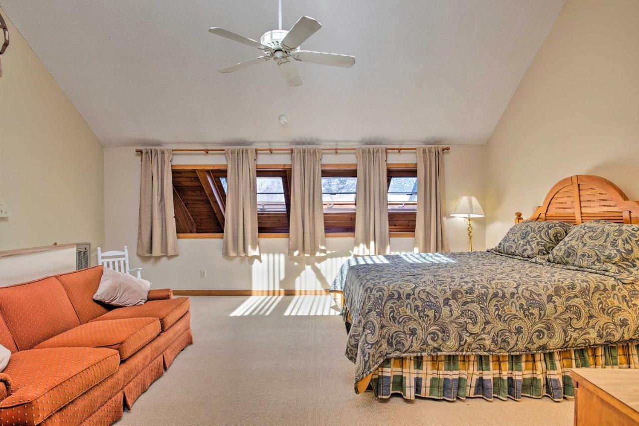 Pet-Friendly Beech Mountain Condo Steps To Slopes Exterior photo