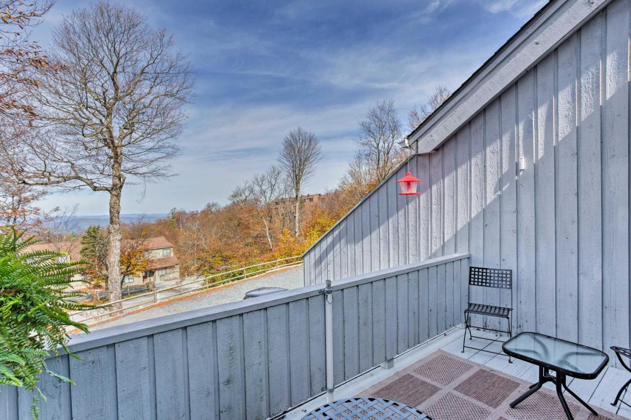 Pet-Friendly Beech Mountain Condo Steps To Slopes Exterior photo